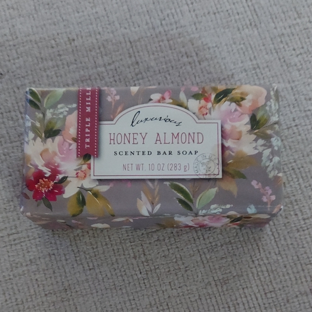 Triple Milled Honey Almond Soap 10oz Bar